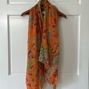 Beautiful Women’s Scarf/Wrap Excellent Condition